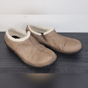 New Keen Slip-On Shoes Lined Nubuck Suede Brown Sz 7.5 Womens